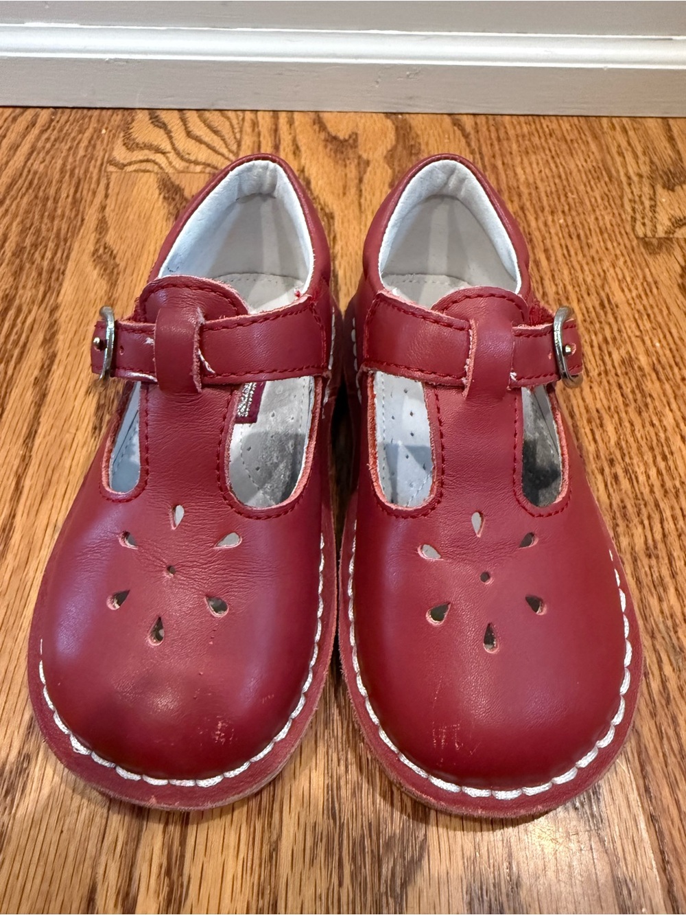 L’Amour Red Shoes